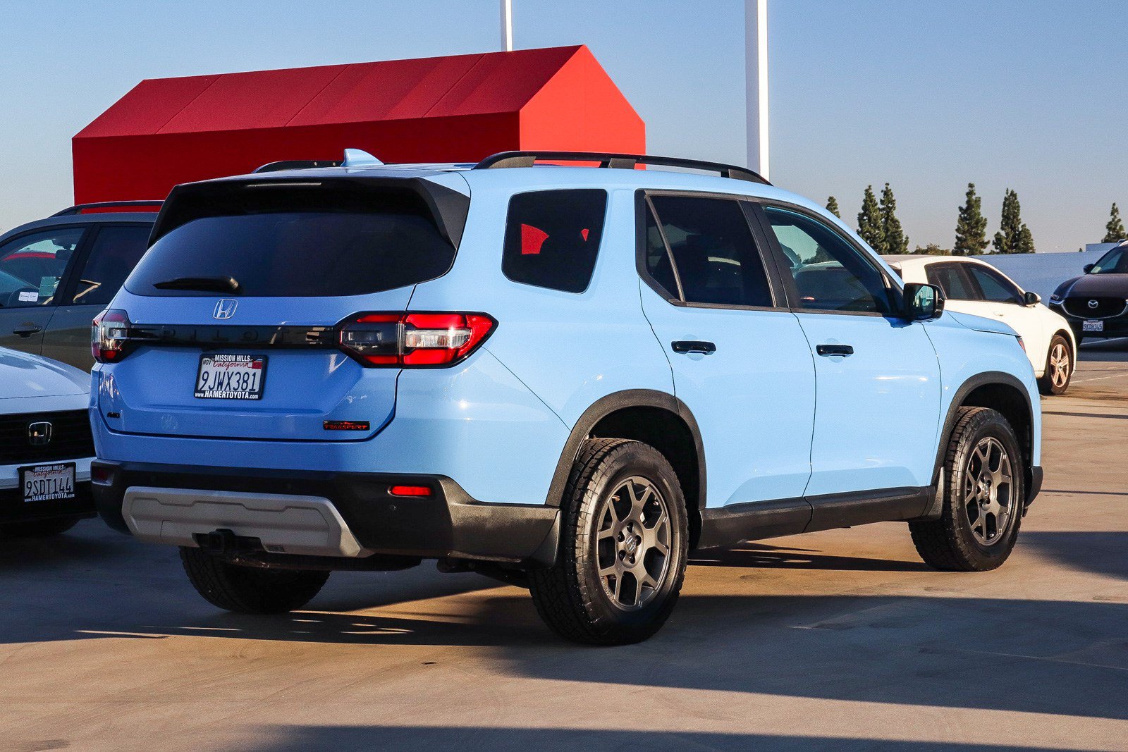 Used 2024 Honda Pilot TrailSport image 7