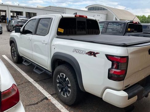 Used 2022 Nissan Frontier PRO-4X AWD/4WD image 4
