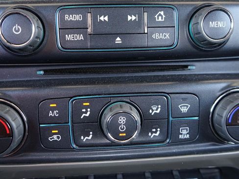Used 2019 Chevrolet Silverado 3500 High Country w/ Duramax Plus Package AWD/4WD image 17