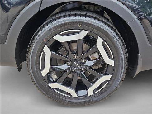 Used 2023 Kia Telluride EX w/ EX Captain's Chair Package AWD/4WD image 25