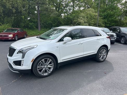 Used 2023 Cadillac XT5 Premium Luxury w/ Technology Package image 9