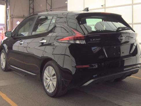 Used 2024 Nissan Leaf S image 4