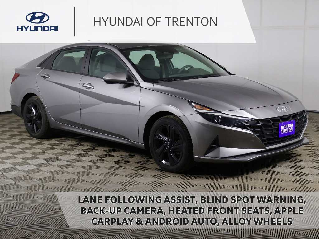 Used 2022 Hyundai Elantra Blue FWD image 1