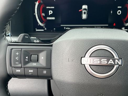 New 2026 Nissan Pathfinder SL FWD image 19