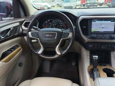 Used 2017 GMC Acadia Denali w/ Technology Package AWD/4WD image 22