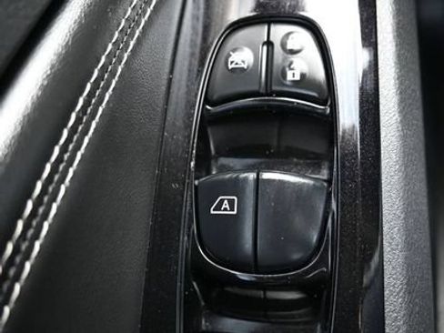 Used 2023 Nissan Altima 2.5 SL FWD image 24