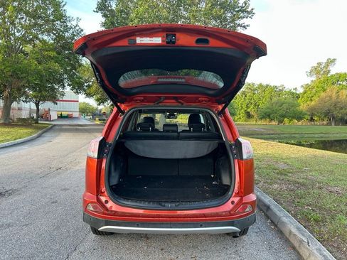 Used 2016 Toyota RAV4 Limited w/ Advanced Technology Package image 10