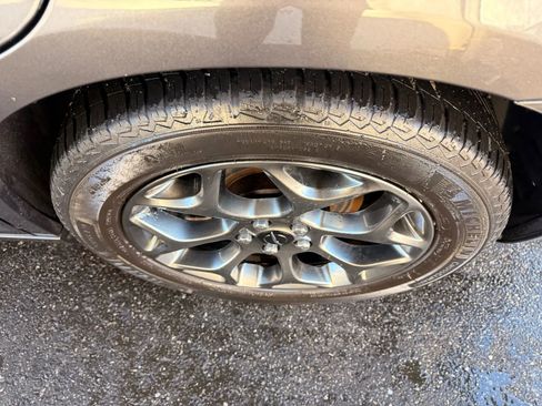 Used 2016 Chrysler 300 S w/ 300S Premium Group image 42