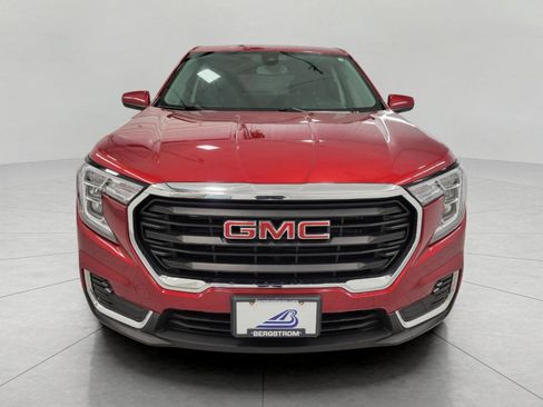 Used 2024 GMC Terrain SLE image 14