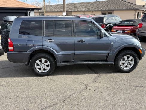 Used 2006 Mitsubishi Montero Limited AWD/4WD image 20