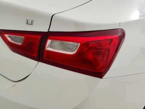 Used 2023 Chevrolet Malibu LT FWD image 28
