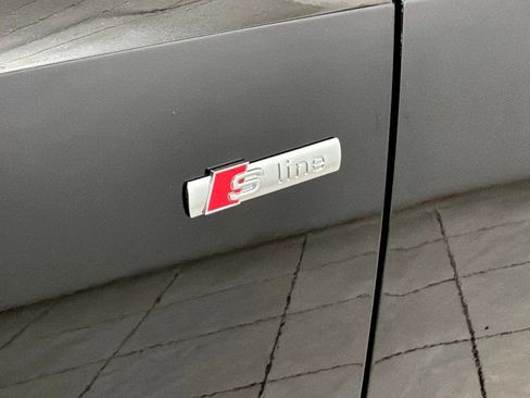 Used 2025 Audi Q3 2.0T Premium w/ Convenience Package image 28