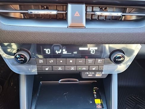 New 2026 Subaru Outback Premium AWD/4WD image 33