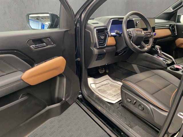 Used 2024 GMC Canyon AT4 AWD/4WD image 19