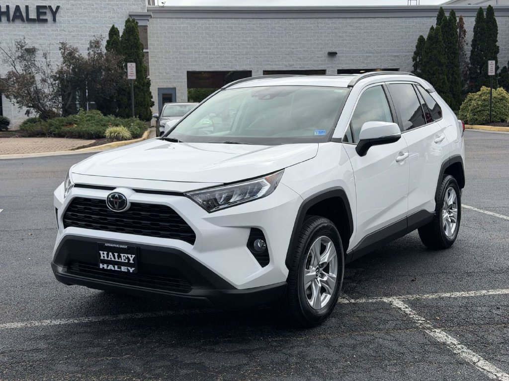 Used 2021 Toyota RAV4 XLE w/ Convenience Package AWD/4WD image 21