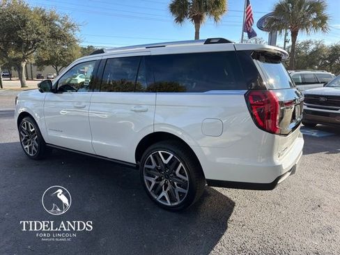 New 2026 Ford Expedition Platinum w/ Platinum Ultimate Package AWD/4WD image 5