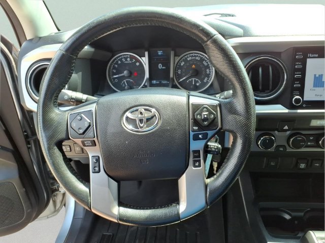 Used 2022 Toyota Tacoma SR5 AWD/4WD image 15