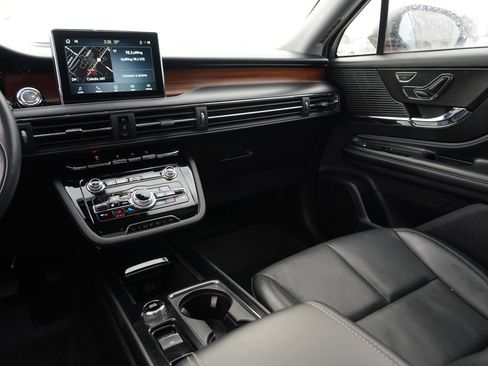 Used 2022 Lincoln Corsair Reserve w/ Elements Package image 22