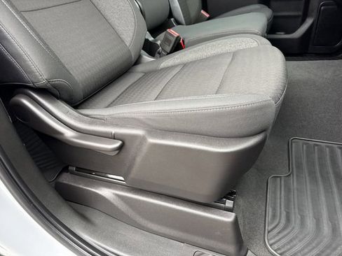Used 2024 Chevrolet Silverado 1500 Custom AWD/4WD image 21