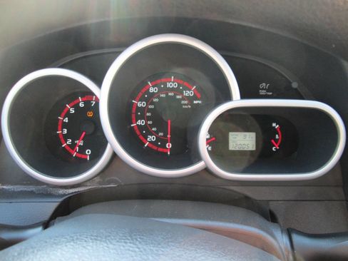 Used 2009 Pontiac Vibe image 5