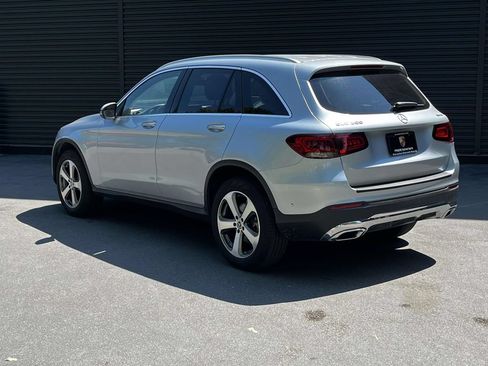 Used 2022 Mercedes-Benz GLC 300 4MATIC w/ Premium Package Lite image 3