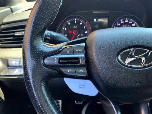 Used 2022 Hyundai Veloster N image 23