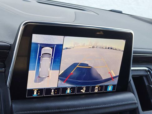 Used 2021 Chevrolet Suburban Z71 w/ Z71 Off-Road Package image 31