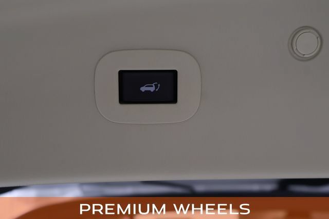 Used 2024 INFINITI QX80 Sensory w/ Cargo Package AWD/4WD image 15