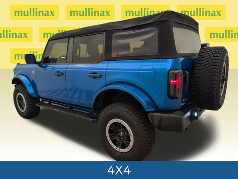 Used 2023 Ford Bronco Big Bend w/ Sasquatch Package image 8