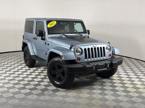 Used 2012 Jeep Wrangler Sahara AWD/4WD image 2
