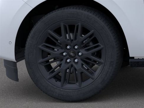 New 2026 Ford Expedition Max Platinum w/ Stealth Appearance Package AWD/4WD image 19