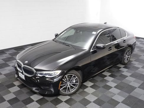 Used 2021 BMW 330i xDrive Sedan w/ Convenience Package image 2