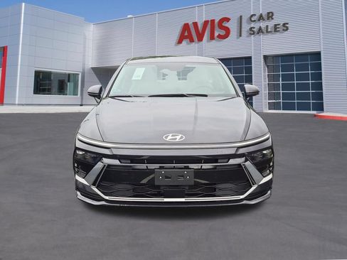 Used 2025 Hyundai Sonata SEL FWD image 2