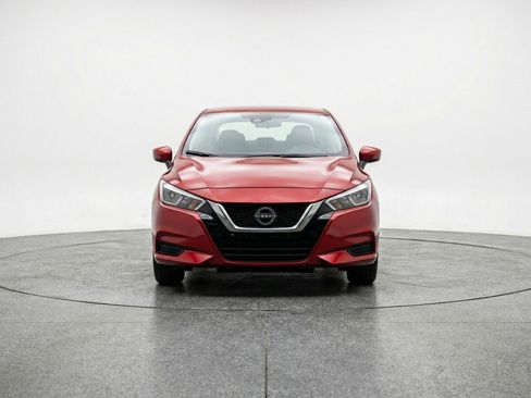 Used 2025 Nissan Versa SV FWD image 2