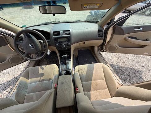 Used 2004 Honda Accord LX image 27