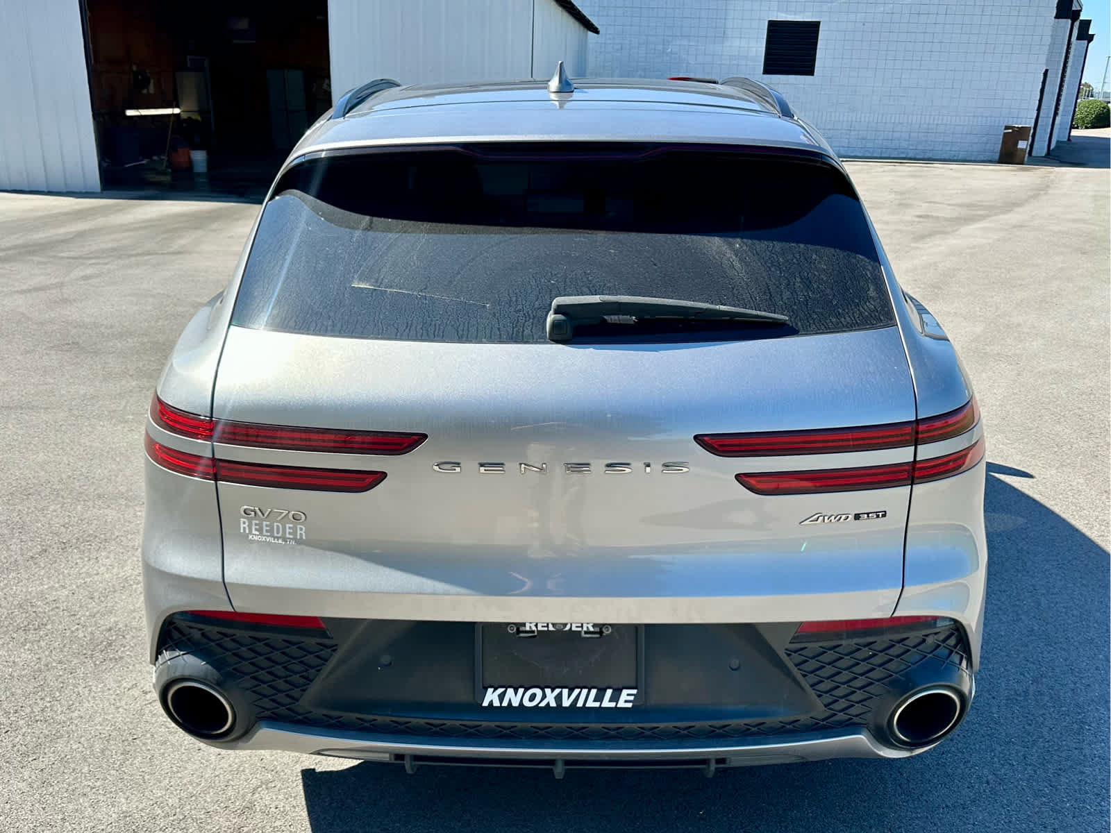 Used 2022 Genesis GV70 3.5T Sport w/ Sport Prestige Package AWD/4WD image 6