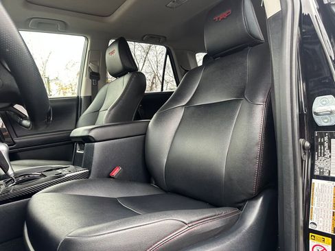 Used 2019 Toyota 4Runner TRD Off-Road Premium image 11