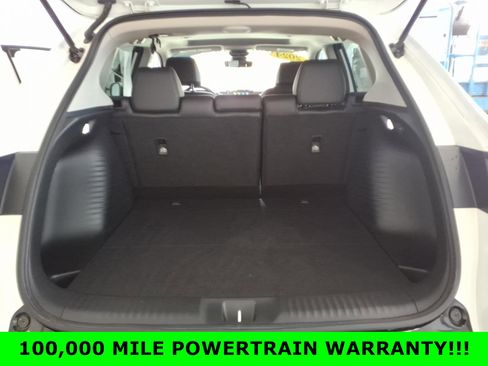 Certified 2024 Honda HR-V EX-L image 19