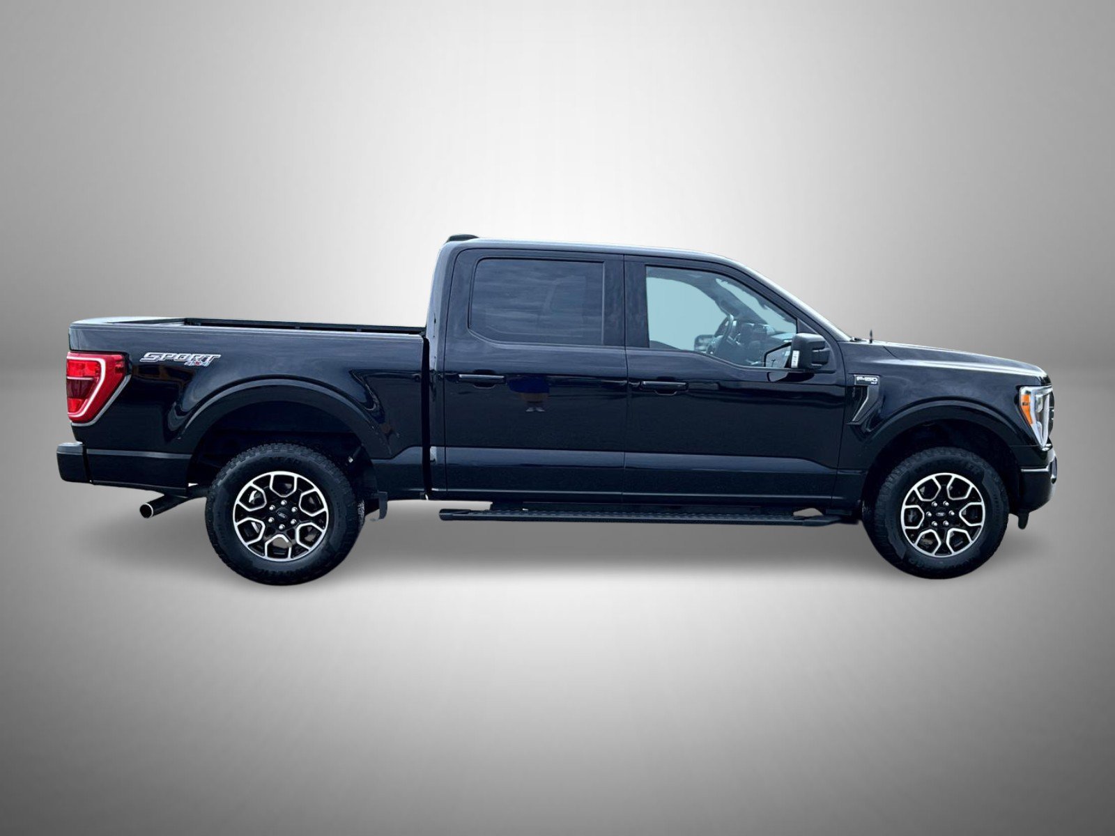 Used 2023 Ford F150 XLT w/ Equipment Group 302A High AWD/4WD image 4