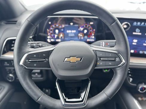 Used 2025 Chevrolet Tahoe High Country image 23