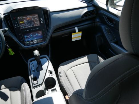 Used 2024 Subaru Crosstrek 2.0i AWD/4WD image 11