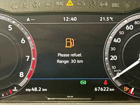 Used 2018 Volkswagen Tiguan SEL Premium AWD/4WD image 12