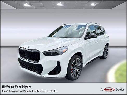 New 2026 BMW X1 xDrive28i w/ Technology Package AWD/4WD image 1