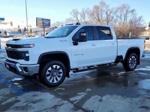 Certified 2024 Chevrolet Silverado 2500 LT w/ All Star Edition image 4