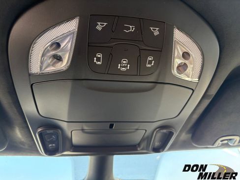 New 2026 Chrysler Pacifica Pinnacle w/ Trailer Tow Group image 24