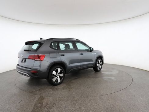 Used 2024 Volkswagen Taos S image 18