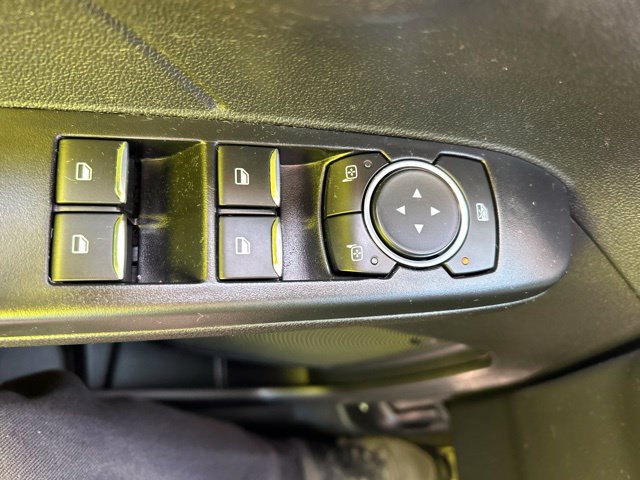 Used 2025 Ford Escape Active AWD/4WD image 27