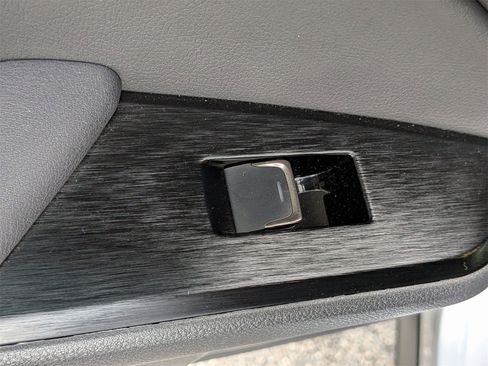 Used 2023 Lexus UX 250h F Sport image 29