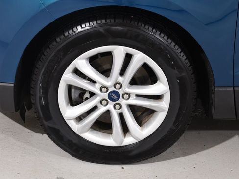 Used 2020 Ford Edge SEL w/ Cold Weather Package AWD/4WD image 23