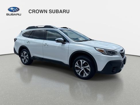 Used 2022 Subaru Outback Touring AWD/4WD image 2